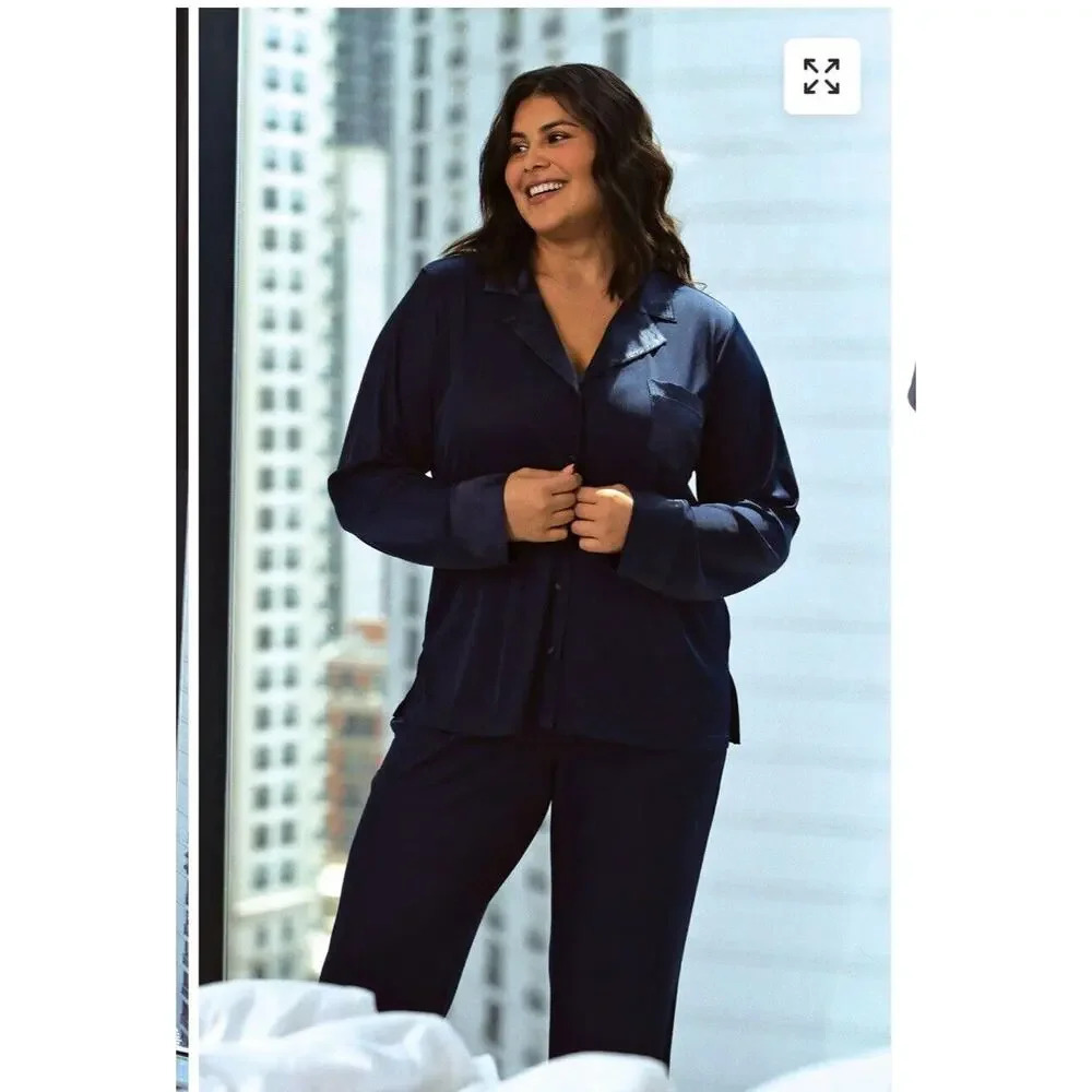 Pajamagram Women's Luxe Satin Button-Front Pajama Size Large 1450
